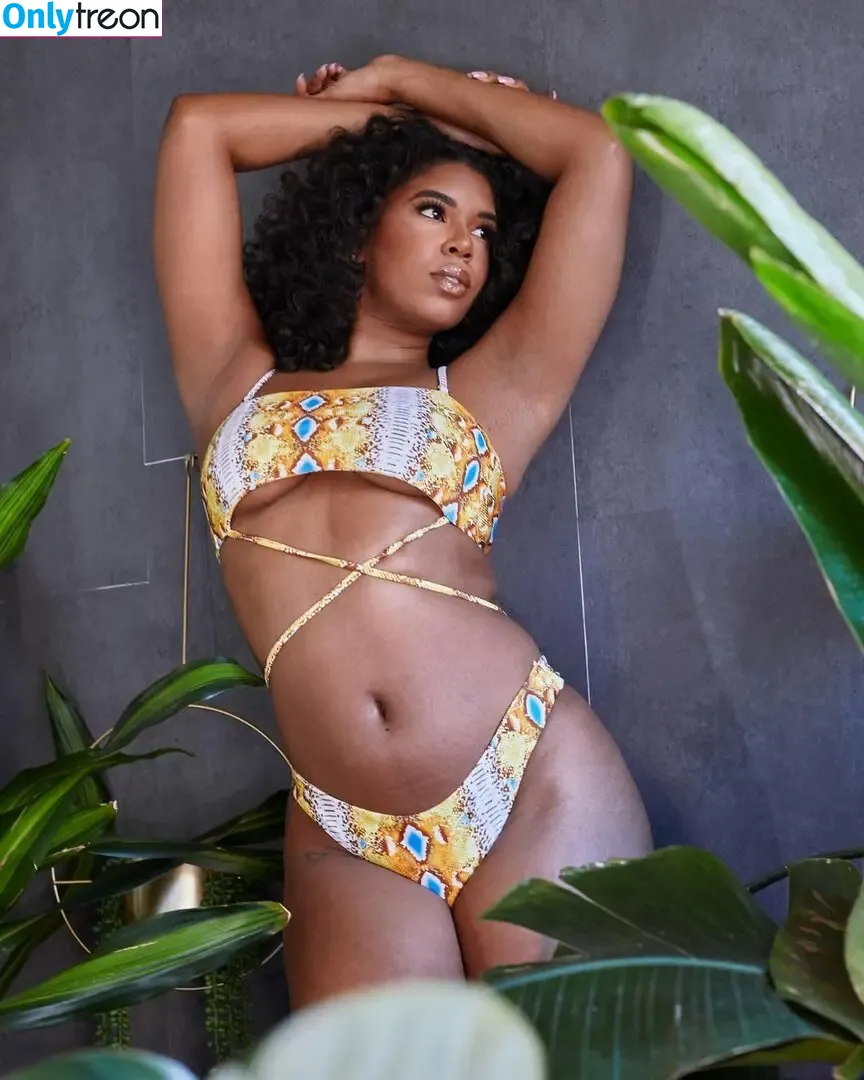Yasmeen Kearra nude photo #0023 (yaskearra / yasmeen.kearra)