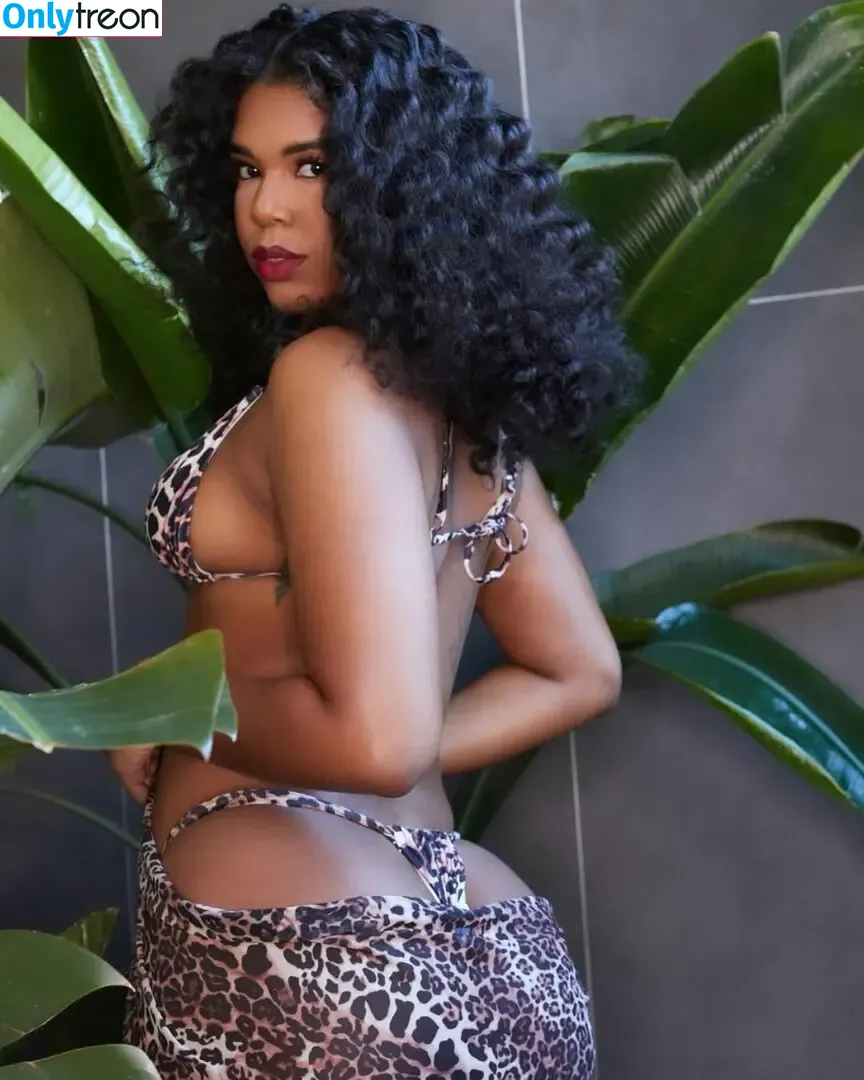 Yasmeen Kearra nude photo #0030 (yaskearra / yasmeen.kearra)