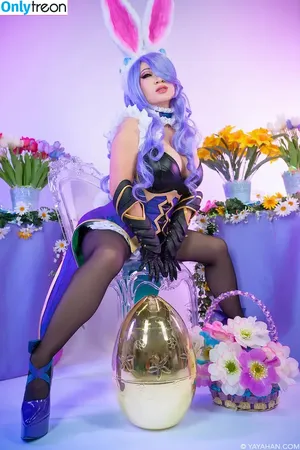 Yaya Han / yayahan nude photo #0047