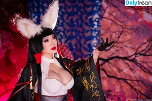 Yaya Han / yayahan nude photo #0051