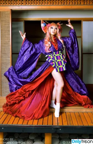 Yaya Han / yayahan nude photo #0074