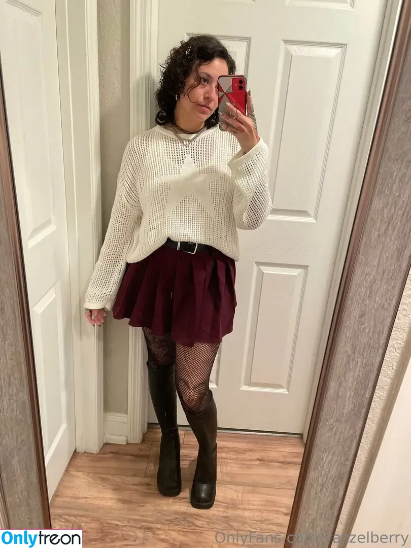 yazzelberry nude photo #0047 (yazzelberry)