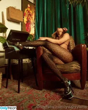 yazzyyams / Queen Yasmeena / yazzylonglegs nude photo #0115