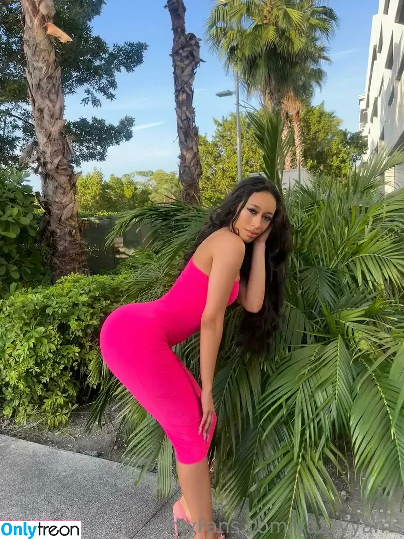 yazzyyams nude photo #0241 (Queen Yasmeena / yazzylonglegs)