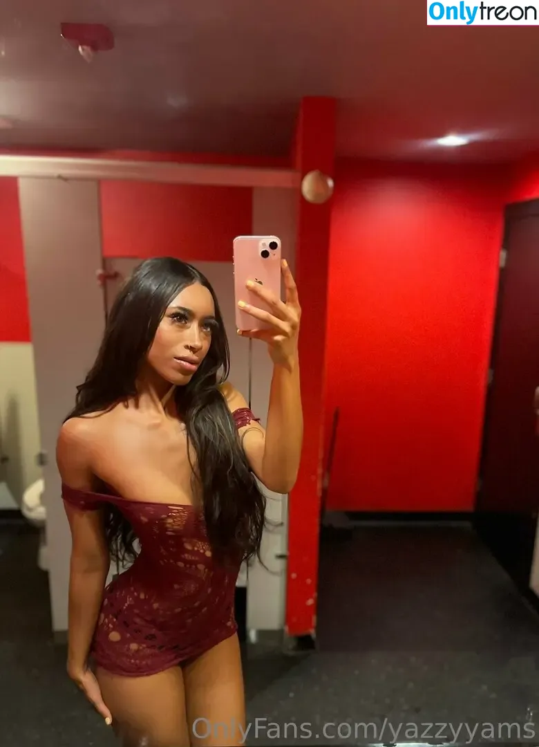 yazzyyams nude photo #0404 (Queen Yasmeena / yazzylonglegs)