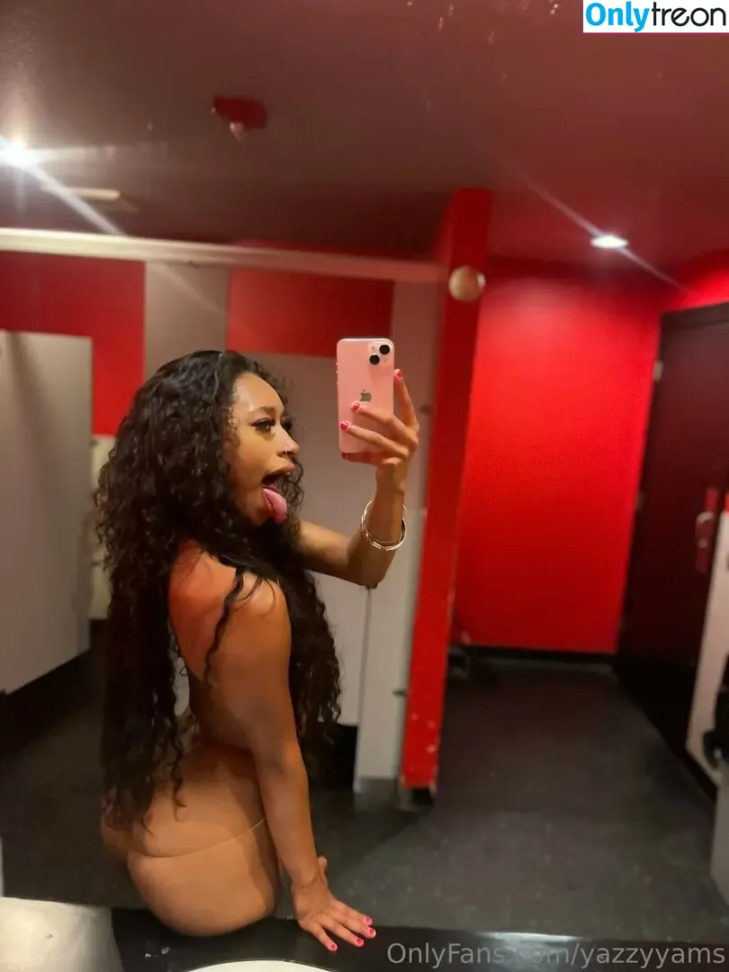 yazzyyams nude photo #0727 (Queen Yasmeena / yazzylonglegs)
