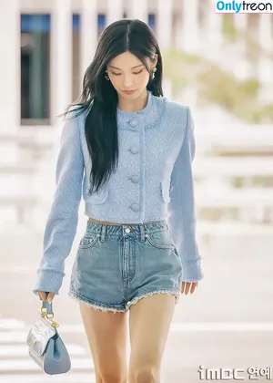 Yeji / Hwang Ye-ji / ITZY (예지 / yezyizhere nude photo #0044