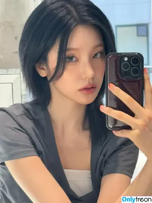 Yeji / Hwang Ye-ji / ITZY (예지 / yezyizhere nude photo #0108