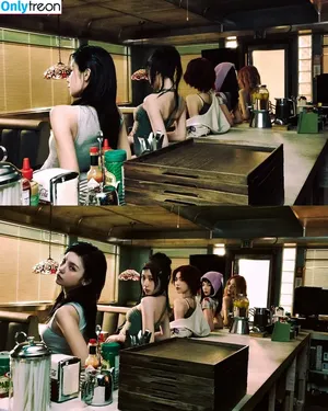 Yeji / Hwang Ye-ji / ITZY (예지 / yezyizhere nude photo #0138