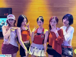 Yeji / Hwang Ye-ji / ITZY (예지 / yezyizhere nude photo #0172