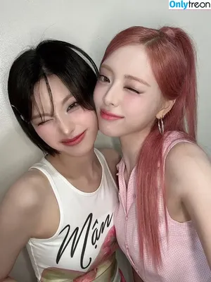 Yeji / Hwang Ye-ji / ITZY (예지 / yezyizhere nude photo #0185