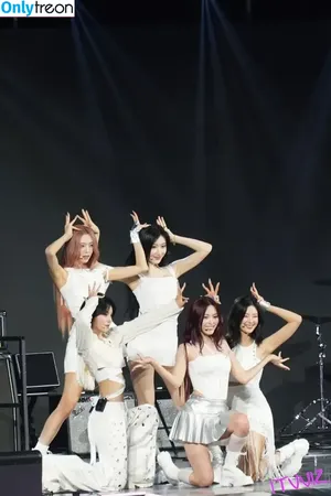 Yeji / Hwang Ye-ji / ITZY (예지 / yezyizhere nude photo #0192