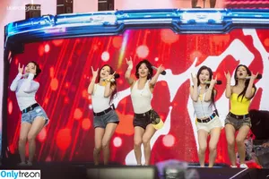 Yeji / Hwang Ye-ji / ITZY (예지 / yezyizhere nude photo #0210