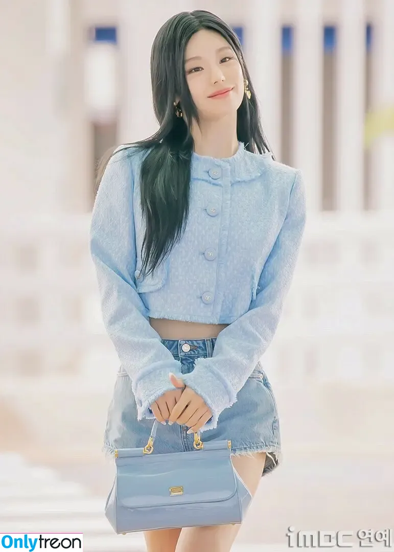 Yeji nude photo #0038 (Hwang Ye-ji / ITZY (예지 / yezyizhere)