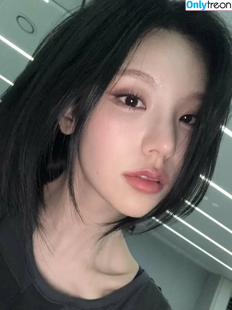 Yeji nude photo #0103 (Hwang Ye-ji / ITZY (예지 / yezyizhere)