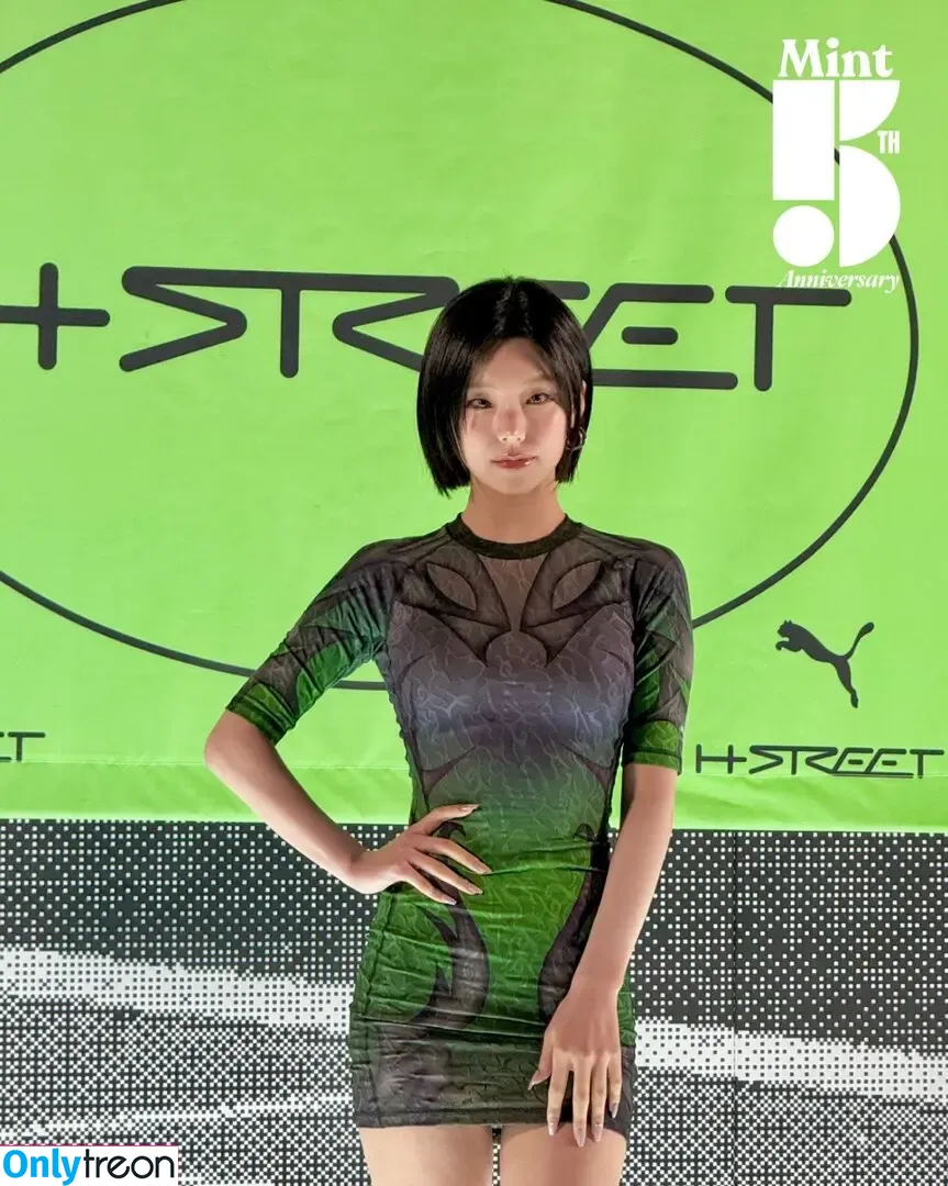 Yeji nude photo #0115 (Hwang Ye-ji / ITZY (예지 / yezyizhere)