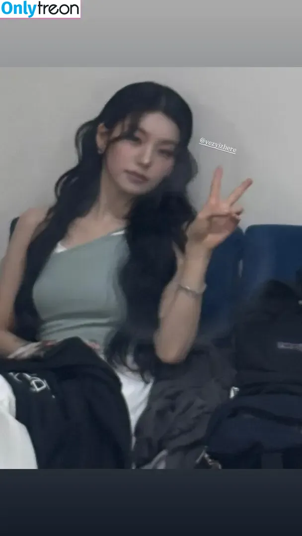 Yeji nude photo #0129 (Hwang Ye-ji / ITZY (예지 / yezyizhere)