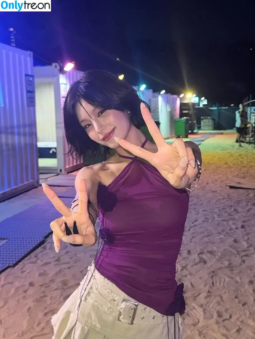 Yeji nude photo #0222 (Hwang Ye-ji / ITZY (예지 / yezyizhere)