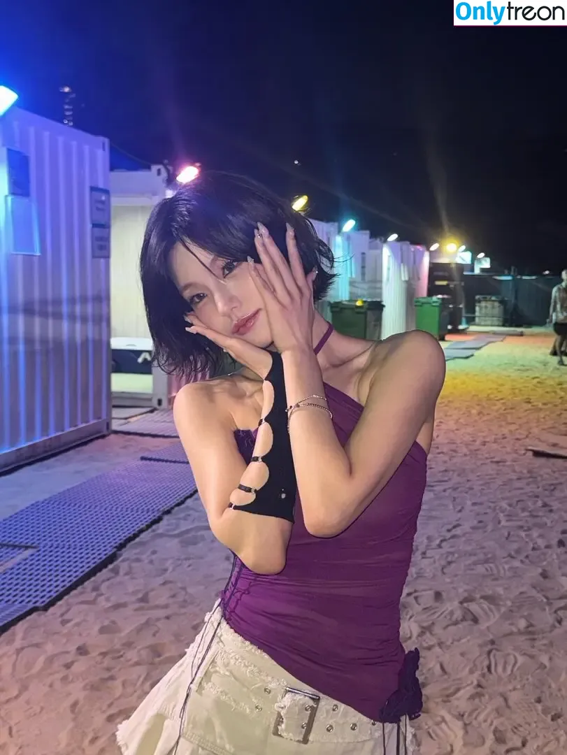 Yeji nude photo #0224 (Hwang Ye-ji / ITZY (예지 / yezyizhere)