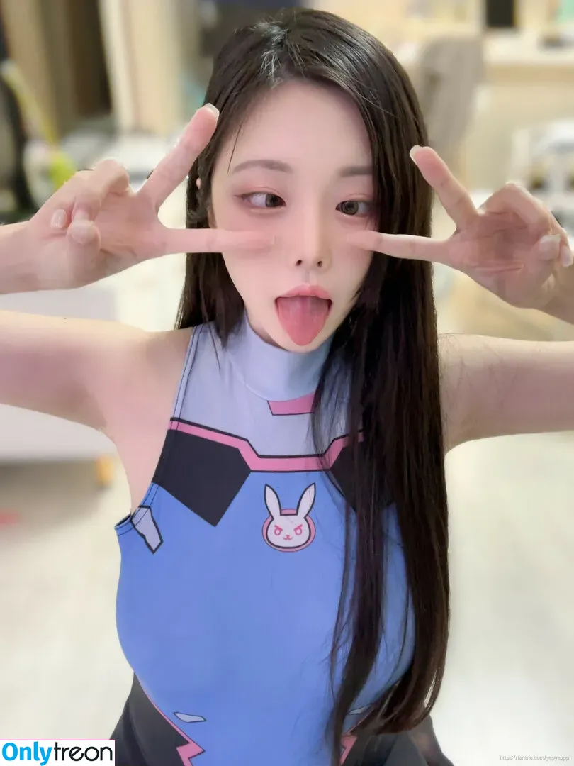 Yepyeppp 모르님 nude photo #0202 (5252_28)