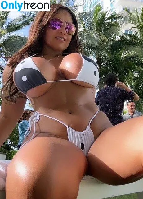 Yliana Diaz nude photo #0173 (ylidiaz_2)