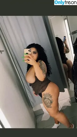 Yma Louisa / sirenivystar / yma.louisa / ymalouisa nude photo #0004