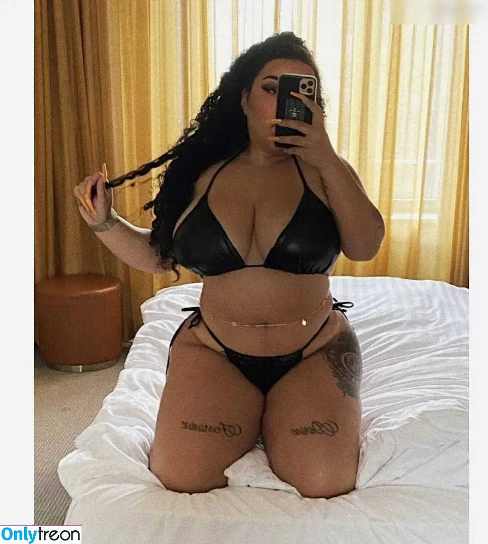 Yma Louisa nude photo #0003 (sirenivystar / yma.louisa / ymalouisa)