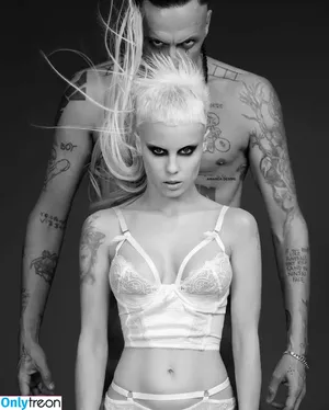 Yolandi Visser / Yo-landi Vi$$er / zefside.represent nude photo #0096