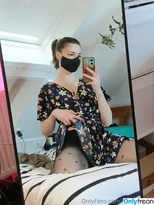 yona.mlem / ypol.eban.7 nude photo #0181