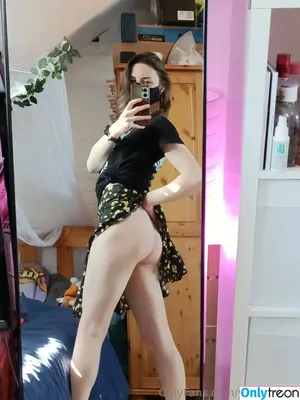 yona.mlem / ypol.eban.7 nude photo #0197