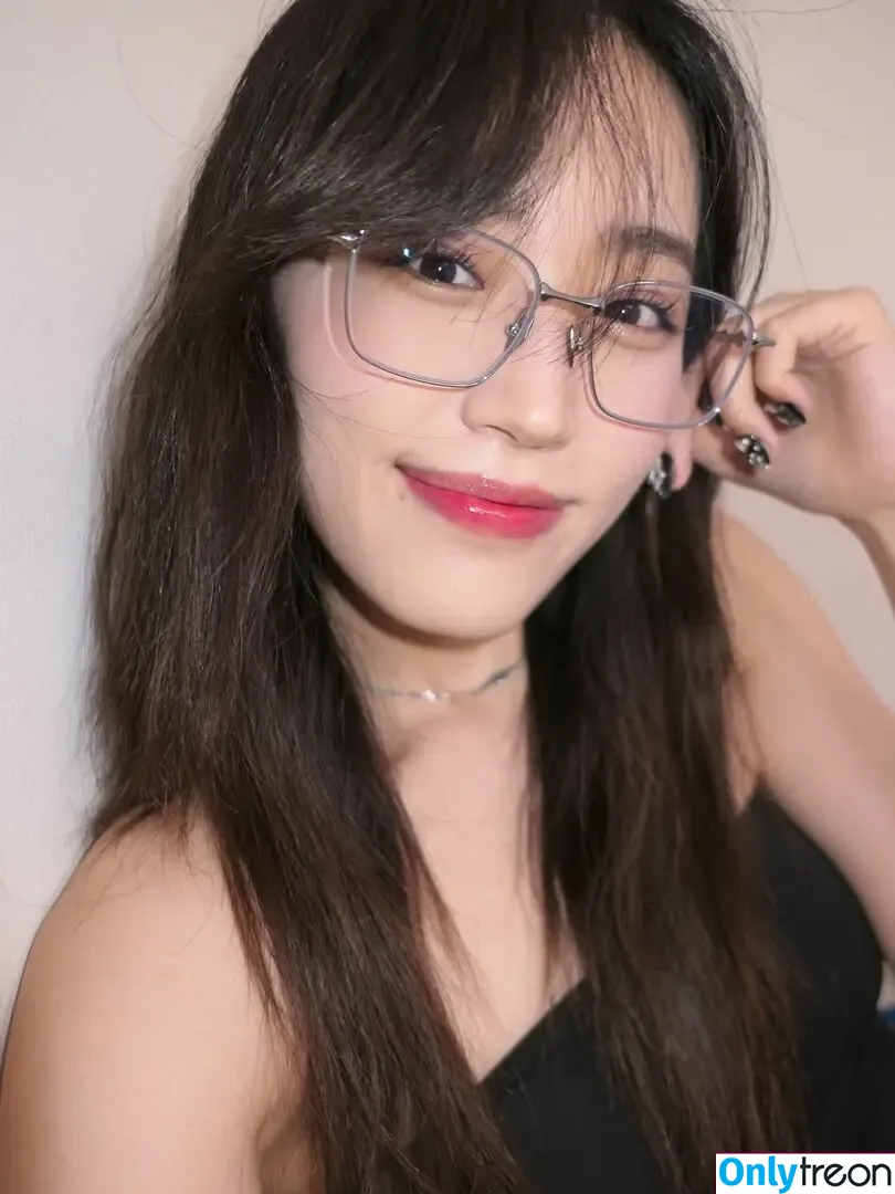 Yoojin nude photo #0169 (Yoojpls / eugene_aesthetics)