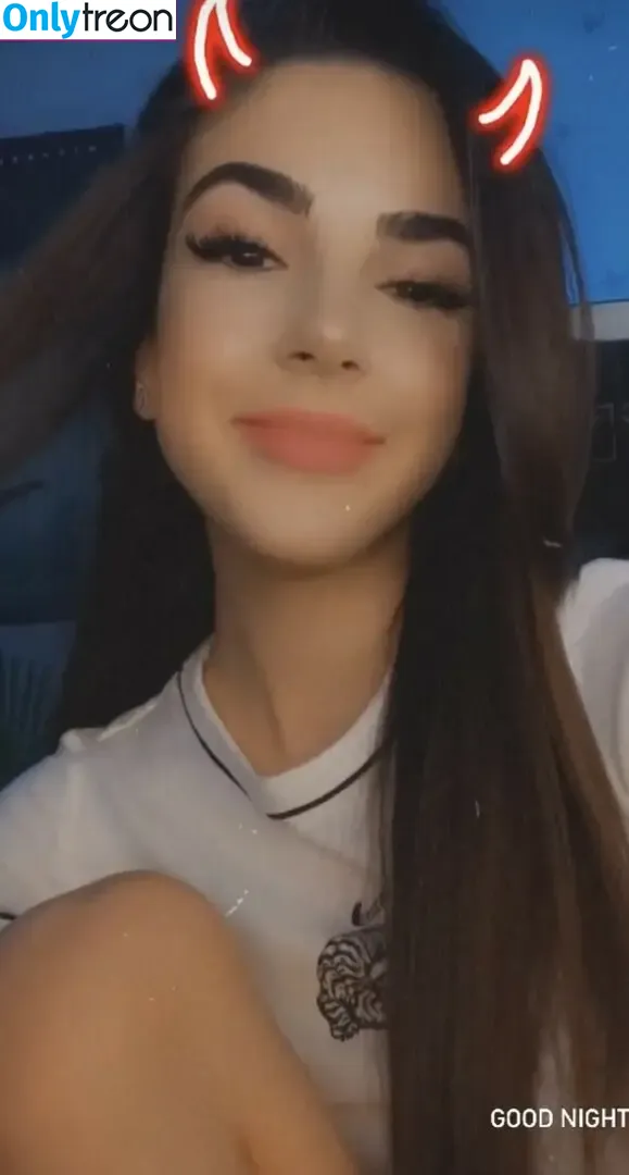 Yoona French Streamer nude photo #0015 (yoona_megami)