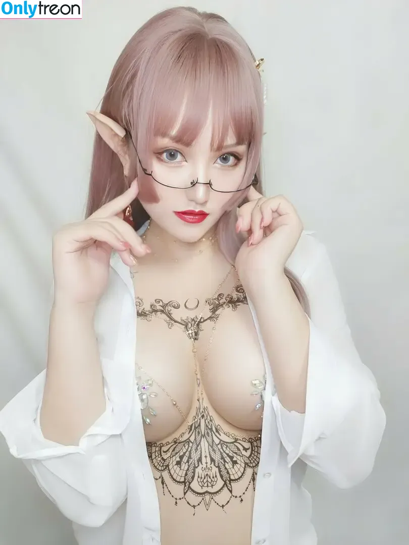 Yorkie nude photo #0227 (Yorkie_w / yorkie_www / youryorkie)