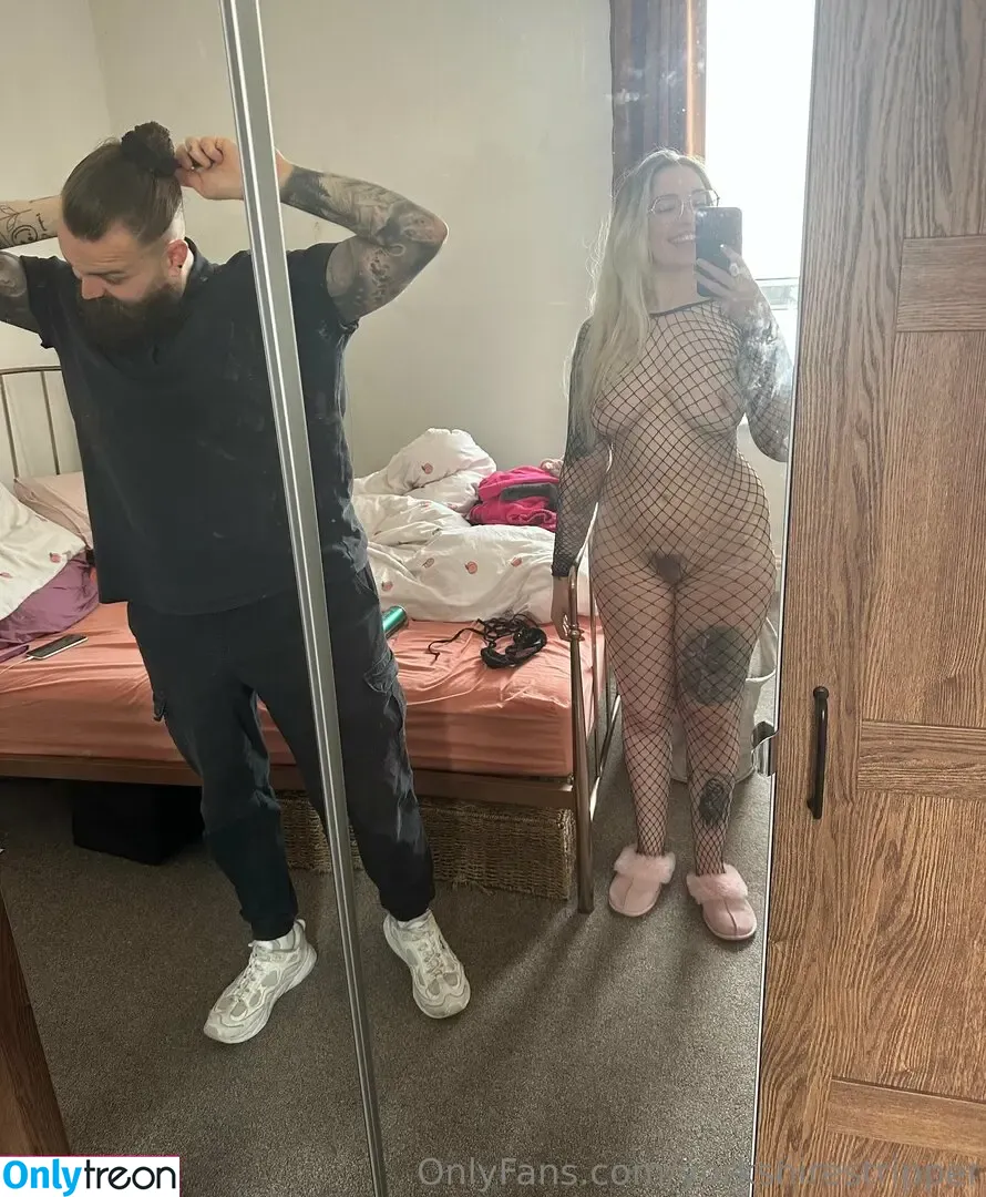 Yorkshirestripper nude photo #0031 (Yorkshirestripper)