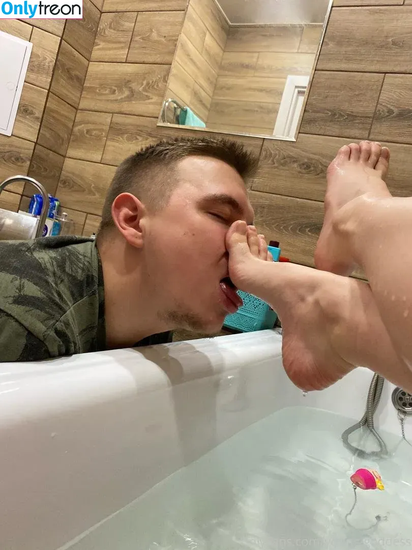 young-goddess nude photo #0022 (younggoddessofficial)