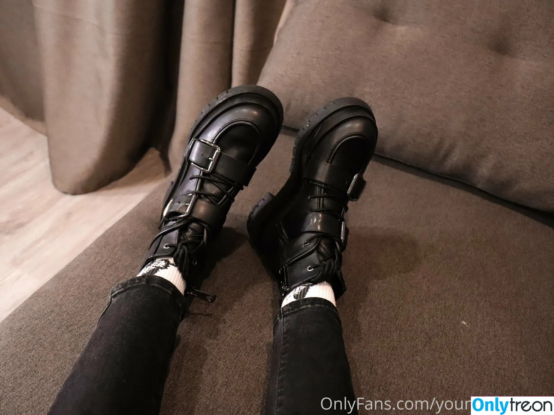 young-goddess nude photo #0082 (younggoddessofficial)