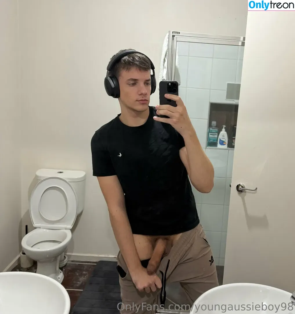 youngaussieboy98 nude photo #0059 (connorpeters_98)