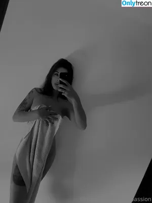  nude photo #0005