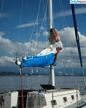Your Bush Queen / sailingqueen nude photo #0008