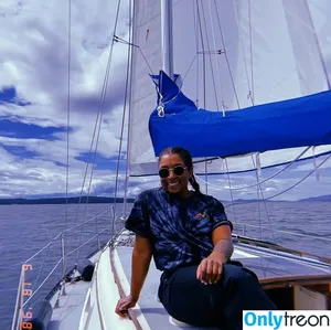 Your Bush Queen / sailingqueen nude photo #0018