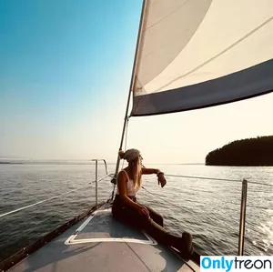 Your Bush Queen / sailingqueen nude photo #0051