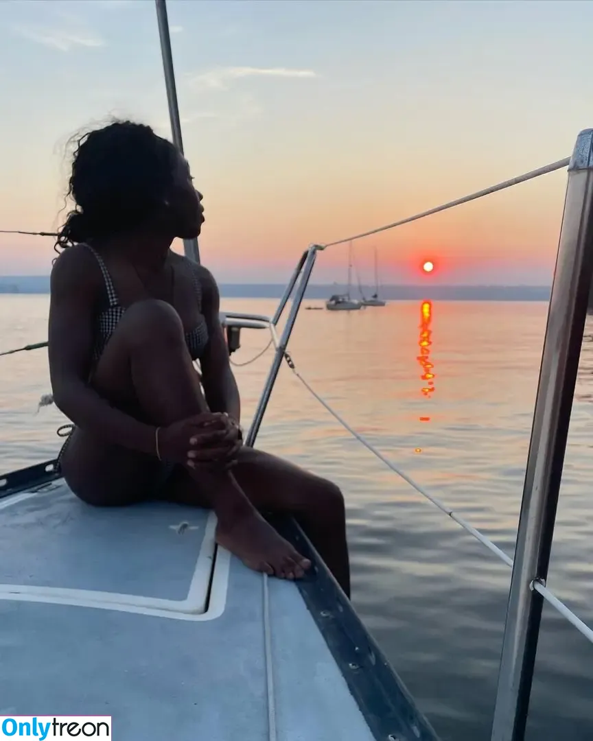 Your Bush Queen nude photo #0001 (sailingqueen)