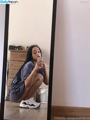 YourAfroBitch / Meleessa / melissabarreram / thatafrobitch nude photo #0075