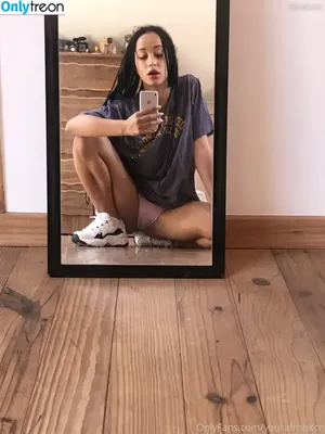 YourAfroBitch / Meleessa / melissabarreram / thatafrobitch nude photo #0085