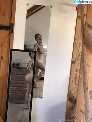 YourAfroBitch / Meleessa / melissabarreram / thatafrobitch nude photo #0144