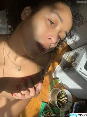 YourAfroBitch / Meleessa / melissabarreram / thatafrobitch nude photo #0603