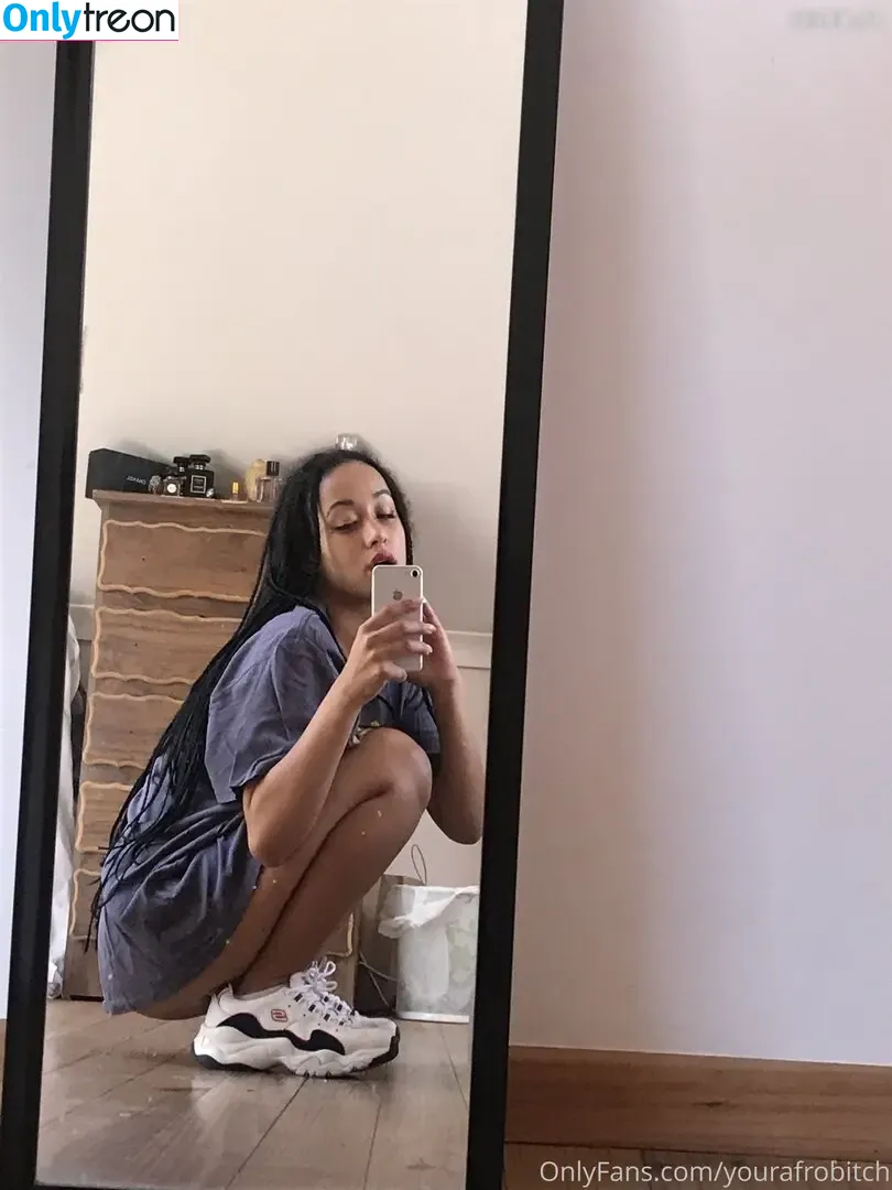 YourAfroBitch nude photo #0075 (Meleessa / melissabarreram / thatafrobitch)