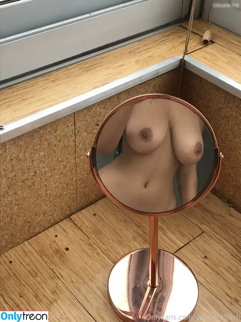 YourAfroBitch nude photo #0304 (Meleessa / melissabarreram / thatafrobitch)
