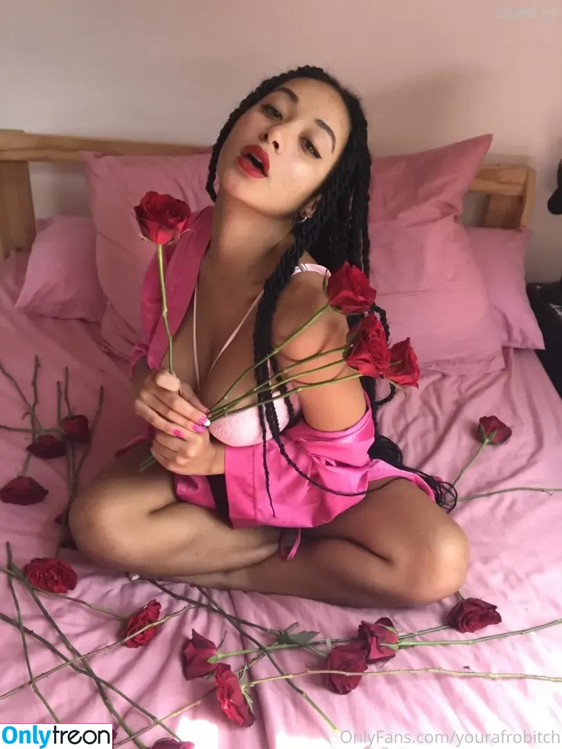 YourAfroBitch nude photo #0410 (Meleessa / melissabarreram / thatafrobitch)