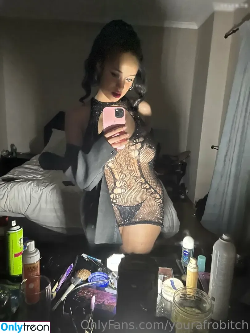 YourAfroBitch nude photo #0521 (Meleessa / melissabarreram / thatafrobitch)